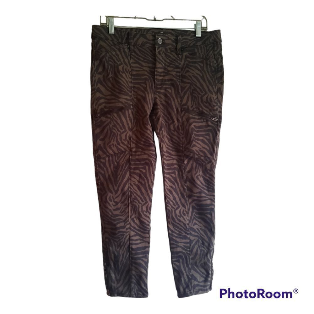 White House Black Market Mid-Rise Zebra Skinny Crop Jeans